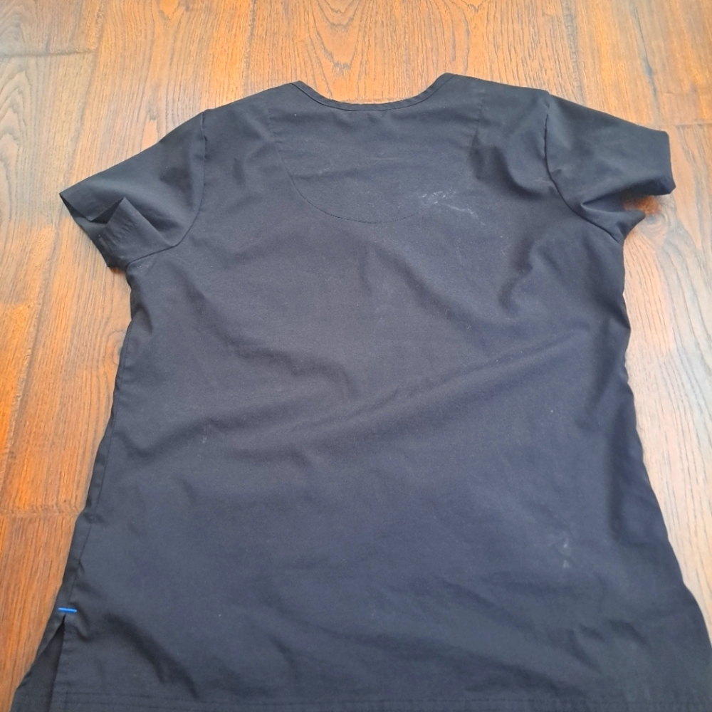 Srubs - Picture 5 of 6